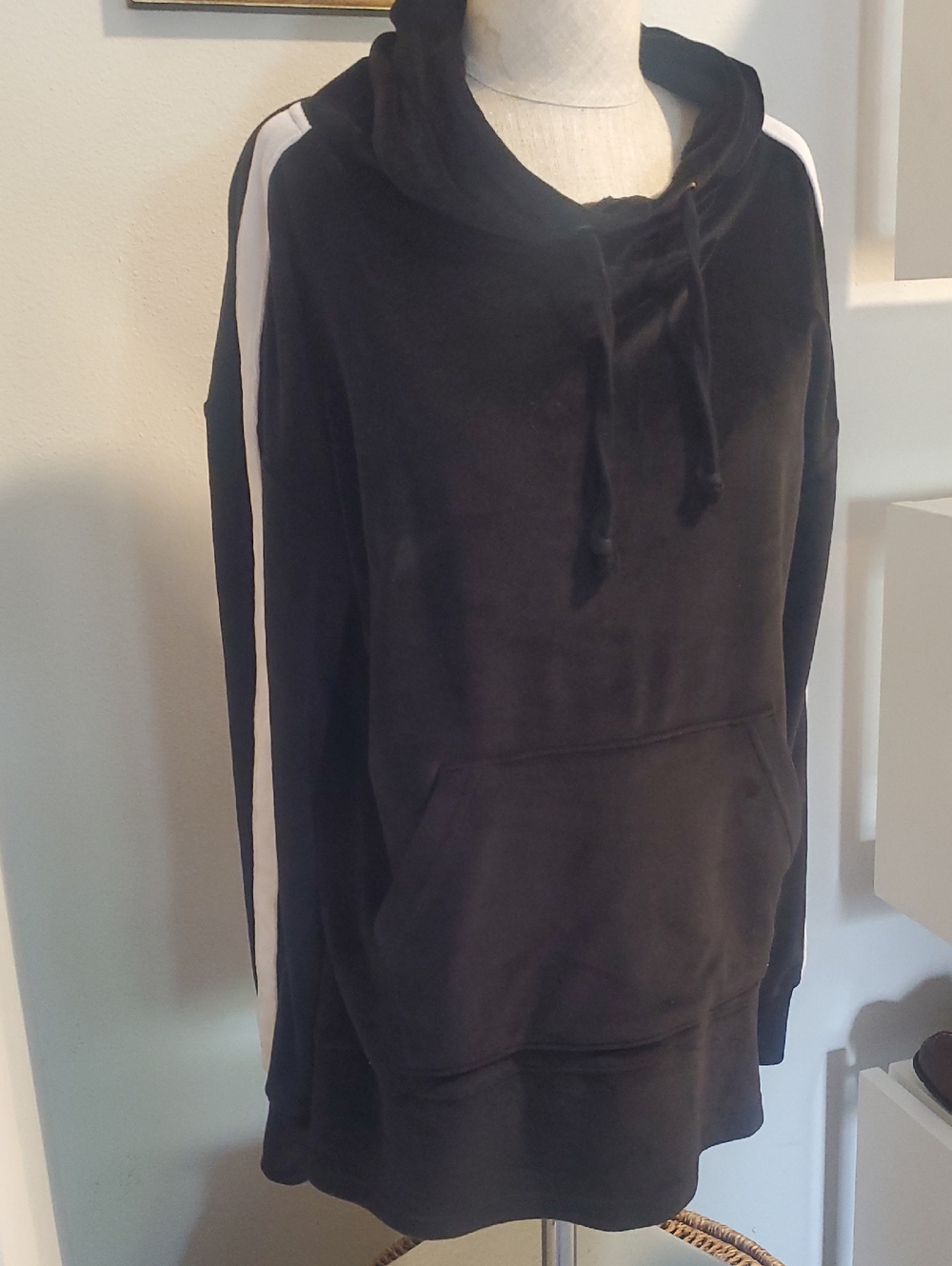 Athletic Works Women's Mock Neck Hoodie Gray & White Size S